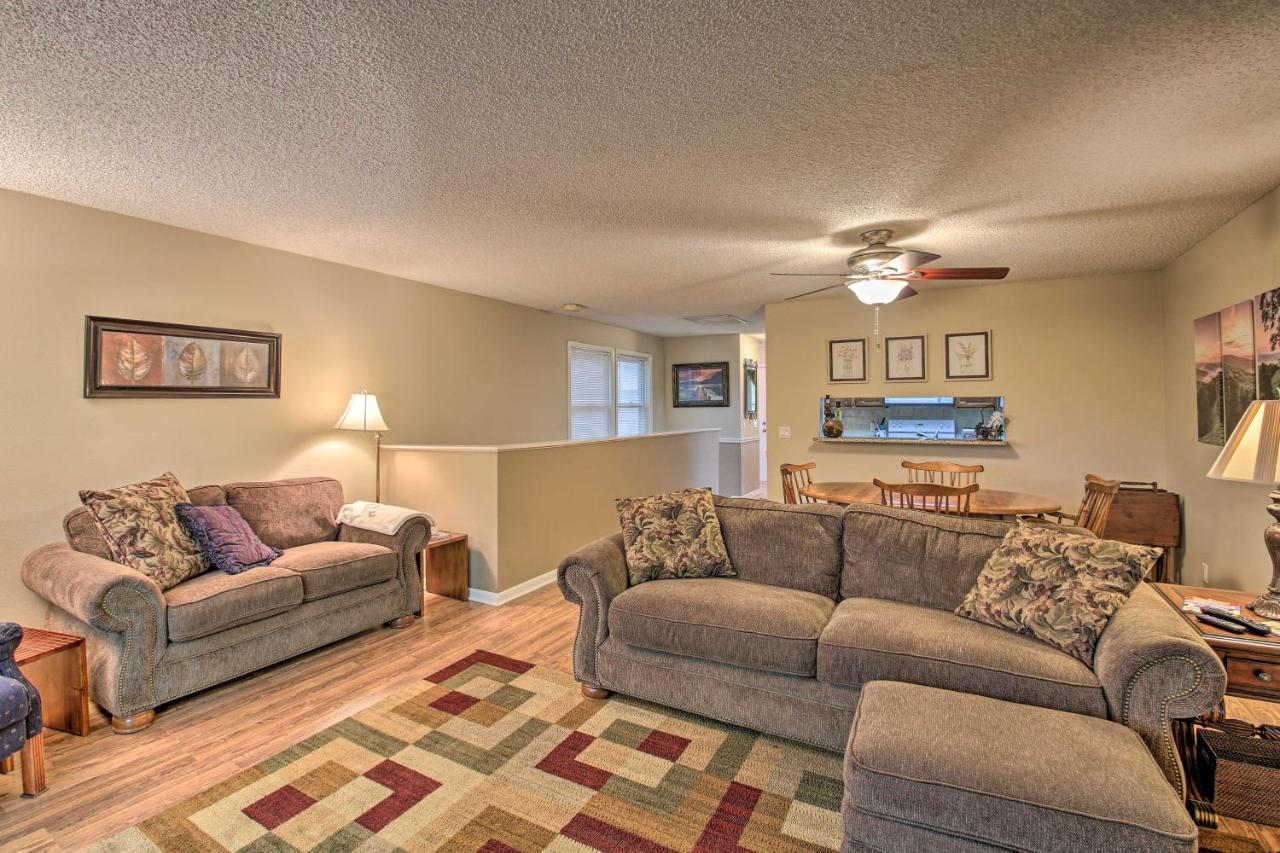 Hot Springs Village Retreat With Deck 3 Mi To Golf! Exterior photo