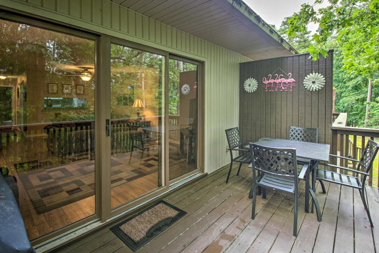 Hot Springs Village Retreat With Deck 3 Mi To Golf! Exterior photo