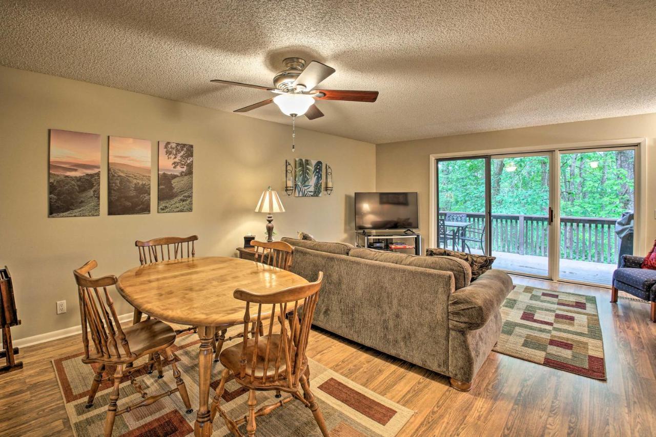 Hot Springs Village Retreat With Deck 3 Mi To Golf! Exterior photo