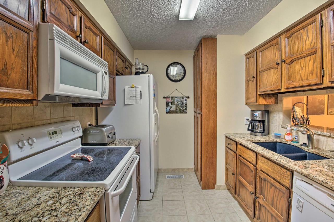 Hot Springs Village Retreat With Deck 3 Mi To Golf! Exterior photo