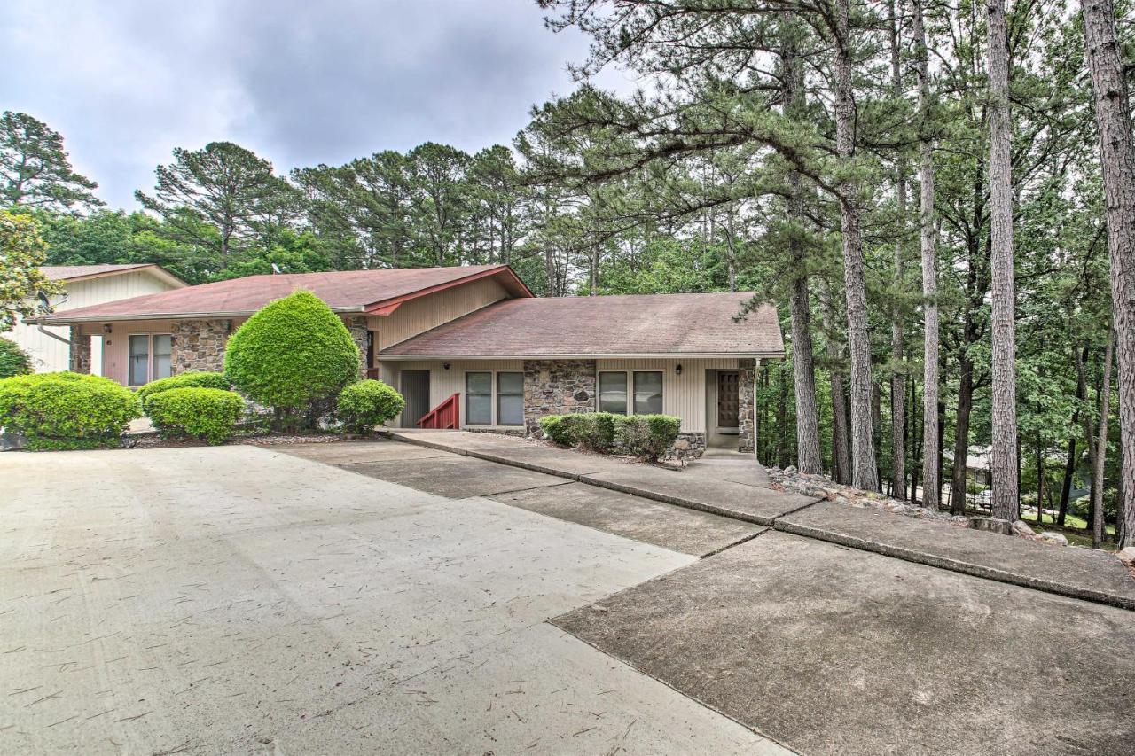 Hot Springs Village Retreat With Deck 3 Mi To Golf! Exterior photo