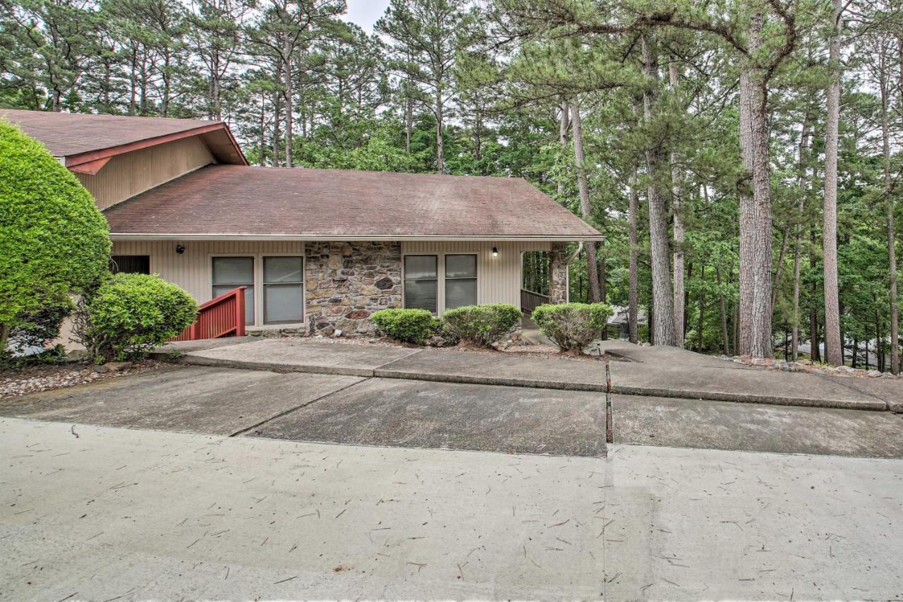 Hot Springs Village Retreat With Deck 3 Mi To Golf! Exterior photo